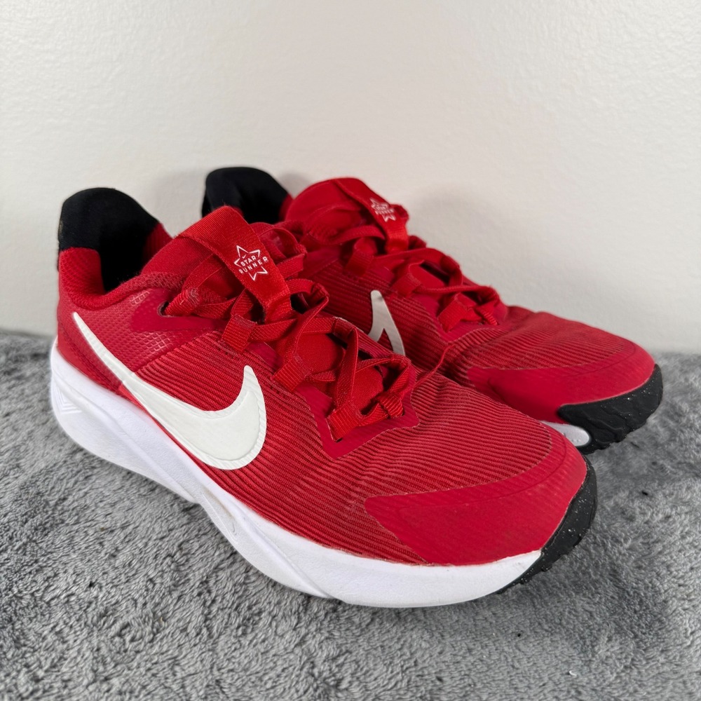 Nike Star Runner 4 Kids Size 2Y University Red Summit White Running Shoes